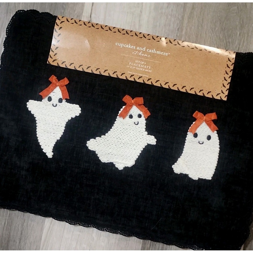 CUPCAKES & CASHMERE Halloween Ghost Girls Placemats Black Lace Trim 4 Pc 13"x19"